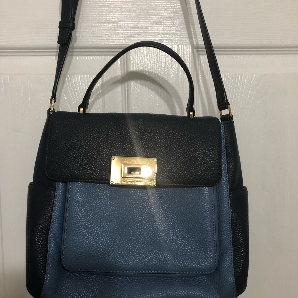 Michael kors shoulder bag